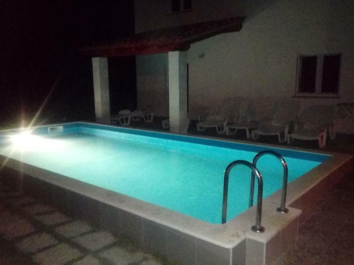Pool House - Medulin Riviera Apartman Kültér fotó